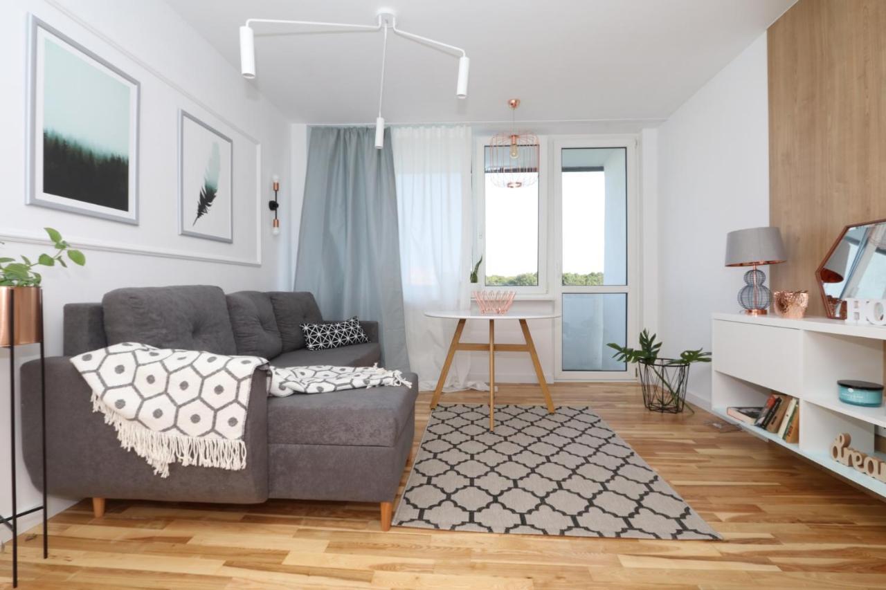 Romaszewskiego Zoliborz Bedroom Pokoj Metro Warschau Buitenkant foto