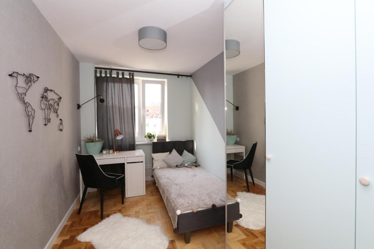 Romaszewskiego Zoliborz Bedroom Pokoj Metro Warschau Buitenkant foto