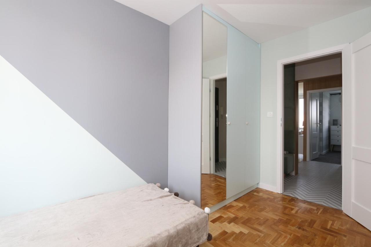 Romaszewskiego Zoliborz Bedroom Pokoj Metro Warschau Buitenkant foto